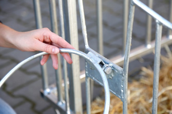 CalfHouse Vetroresina Premium Plus con recinto resistente