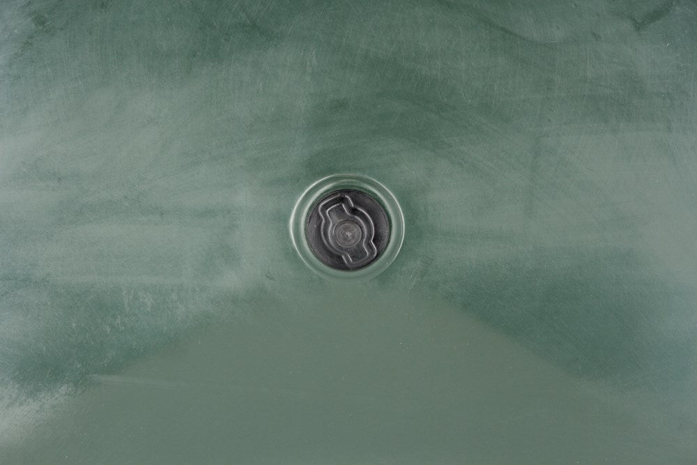 Mangiatoia in plastica semicircolare senza angoli e bordi