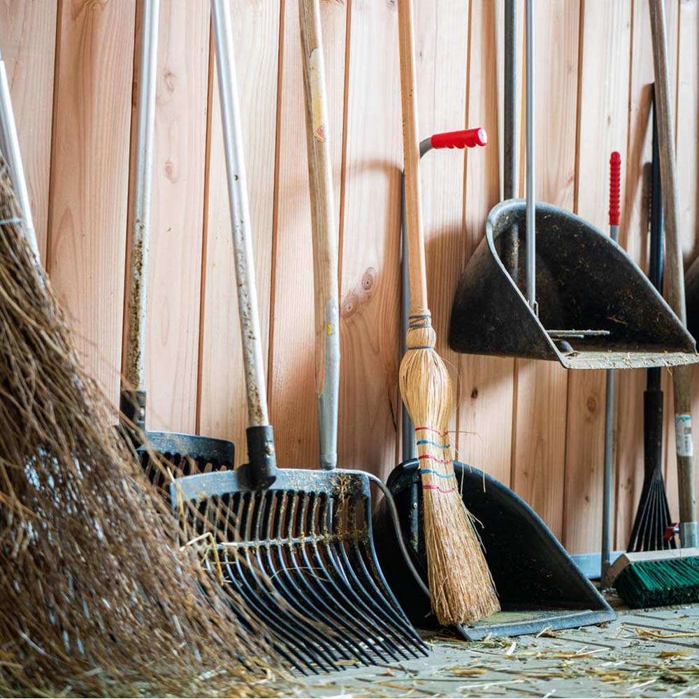 Scopa in paglia di riso per bambini
