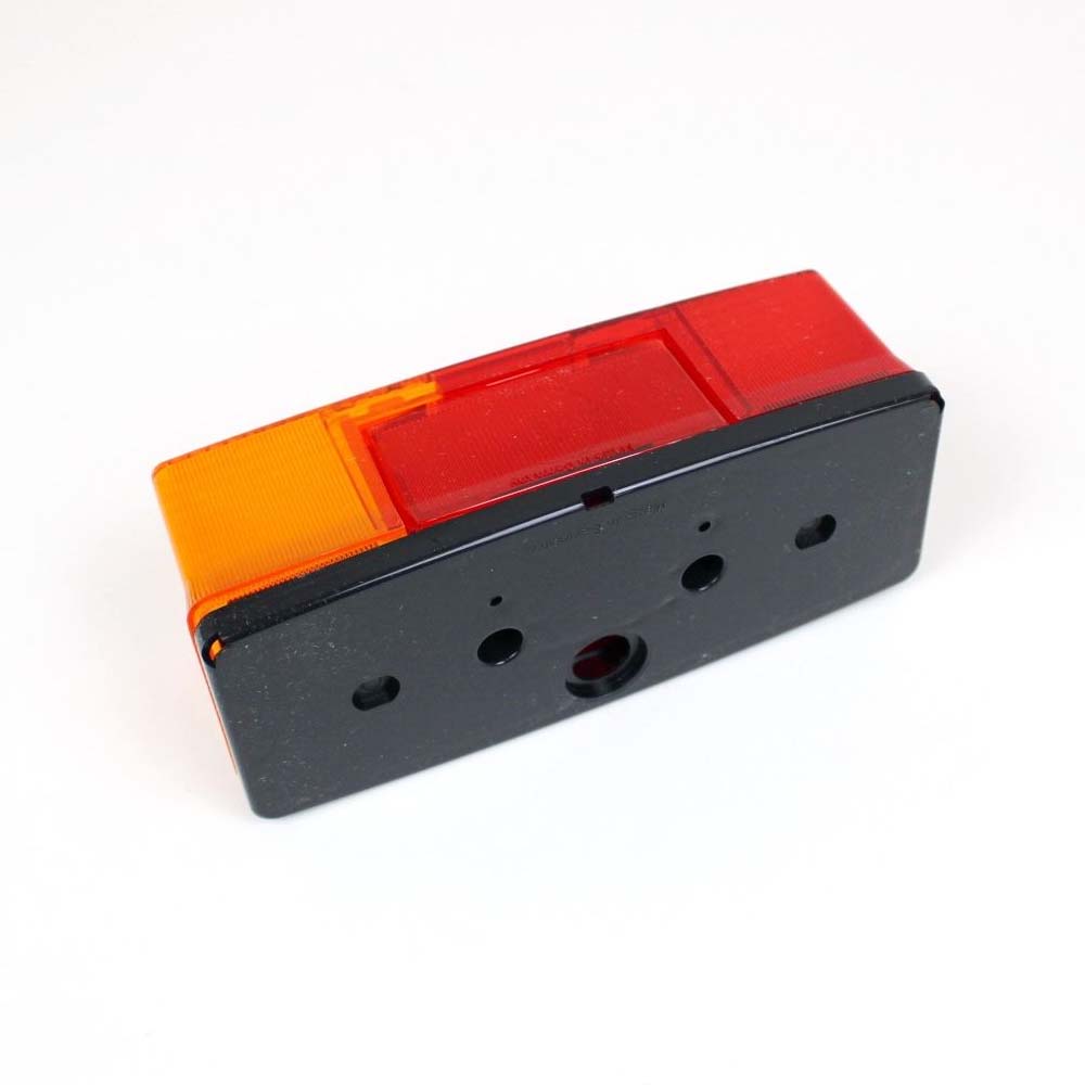 Fanale posteriore destro a 3 funzioni