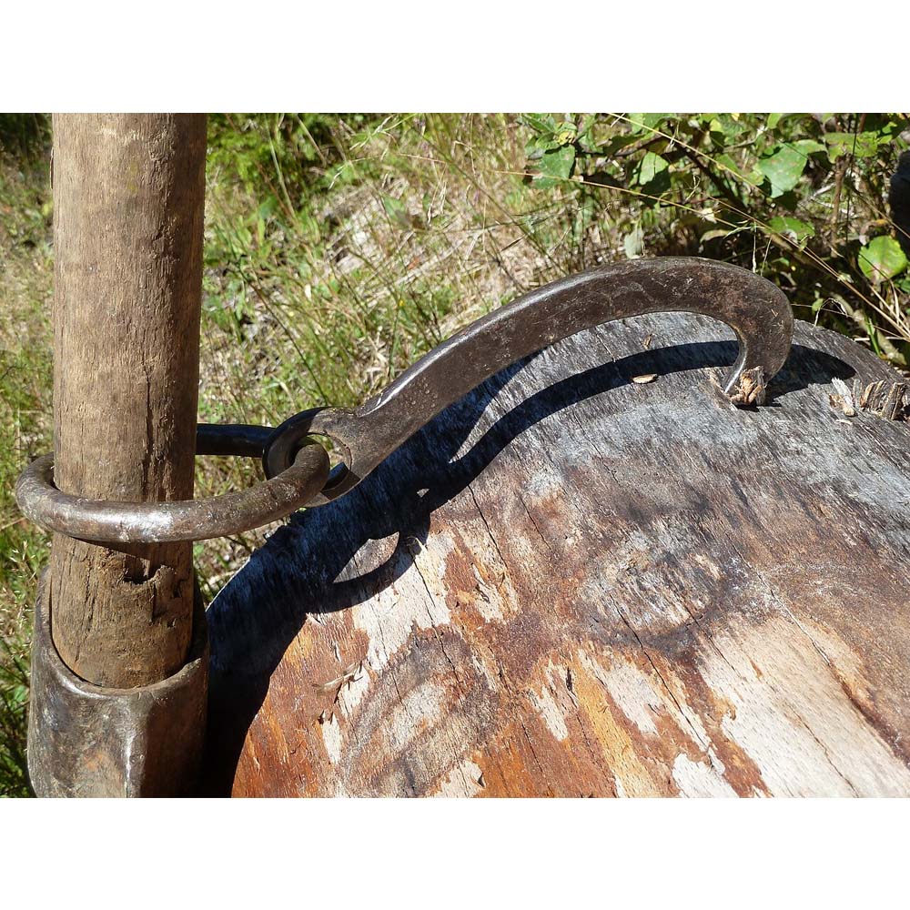 Gancio forgiato con anello e cuneo terminale