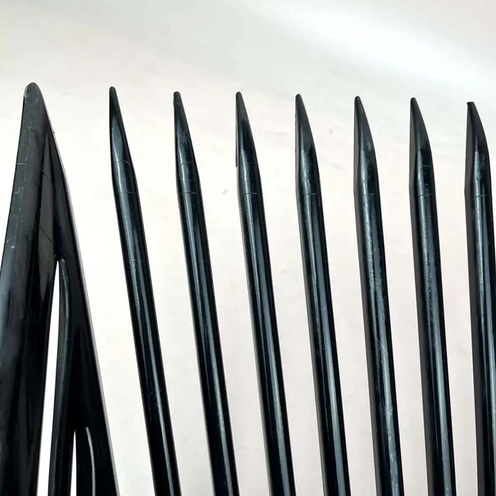 attrezzi in plastica per allevatori