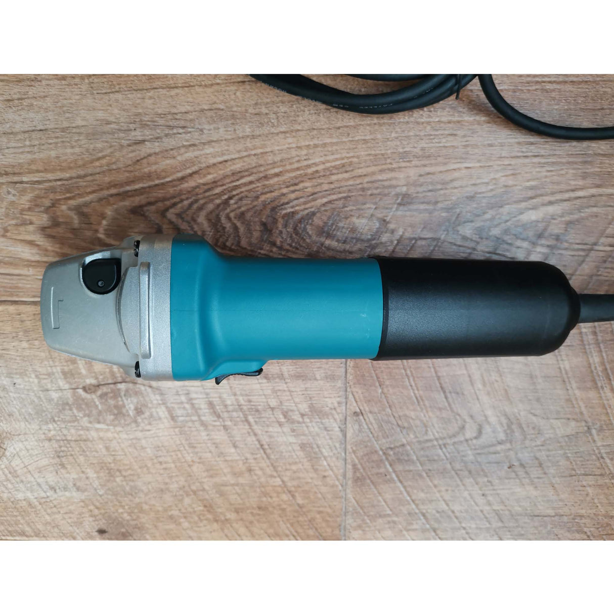 Smerigliatrice angolare Makita 9557HNG