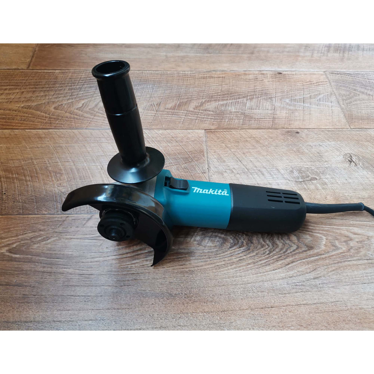 Smerigliatrice angolare Makita 9557HNG