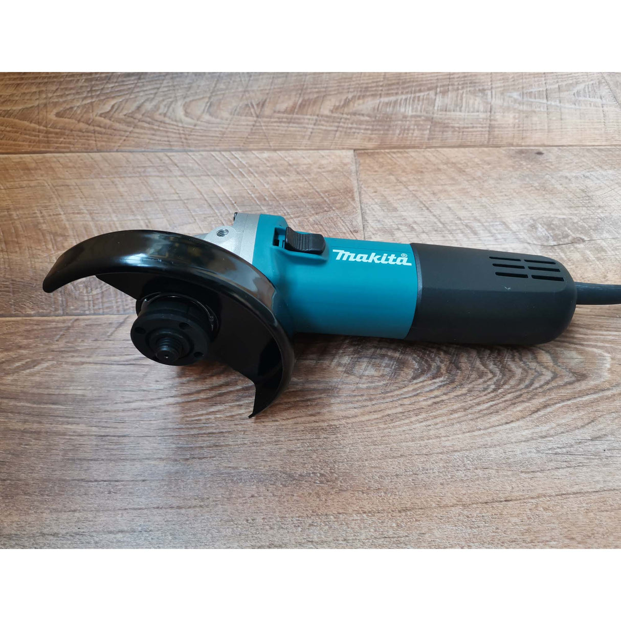 Smerigliatrice angolare Makita 9557HNG