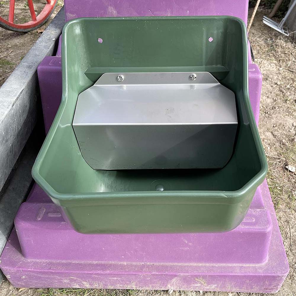 Abbeveratoio Robusto con Valvola a Galleggiante Plastica 5-8 L