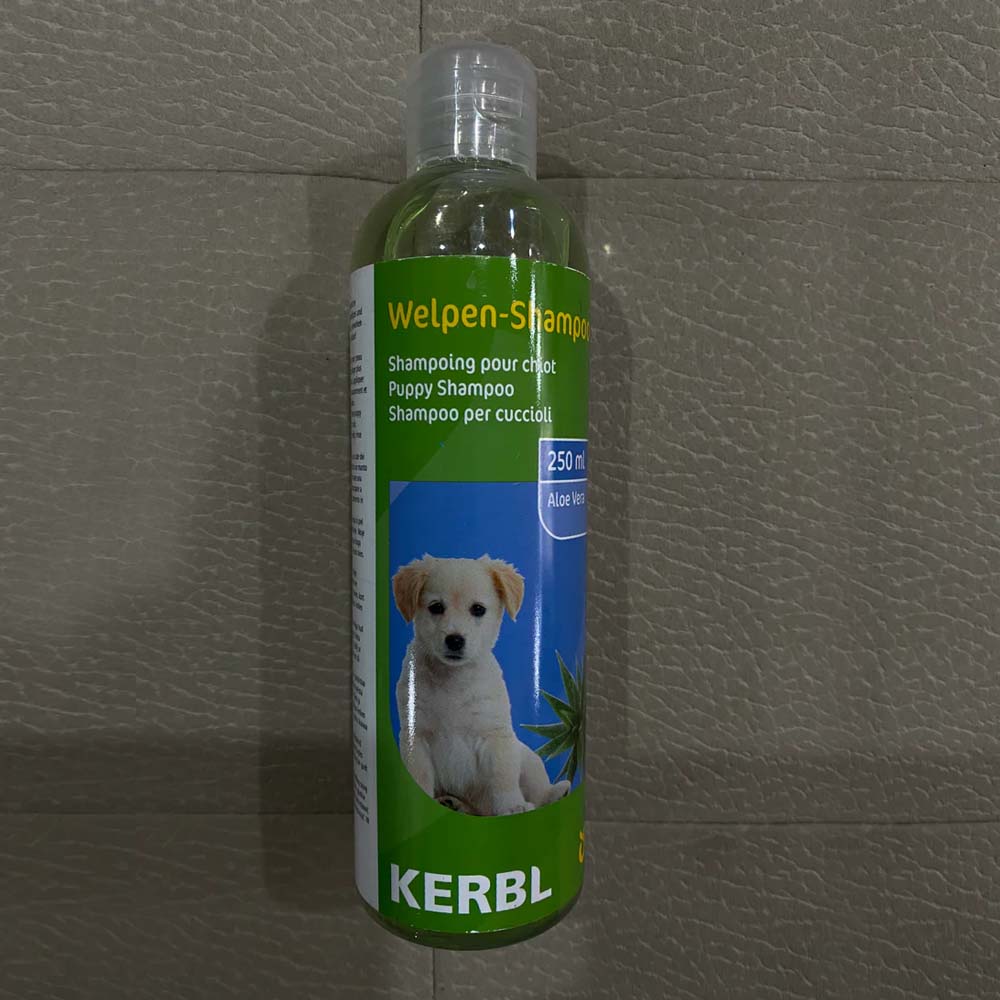 Shampoo Delicato Per Cuccioli Con Aloe Vera