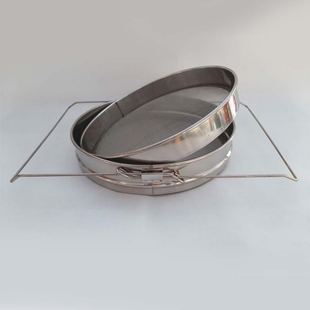 Setaccio grande e doppio con staffa di supporto