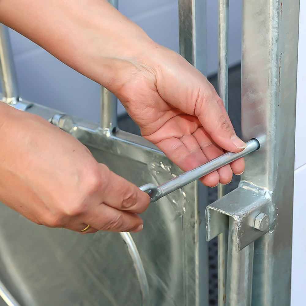 Box per vitelli con griglia antiscivolo e pannelli PVC