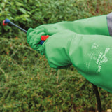 Showa 731 Nitri Solve Handschuhe Widerstandsfähigkeit und Schutz für den Umgang mit Chemikalien