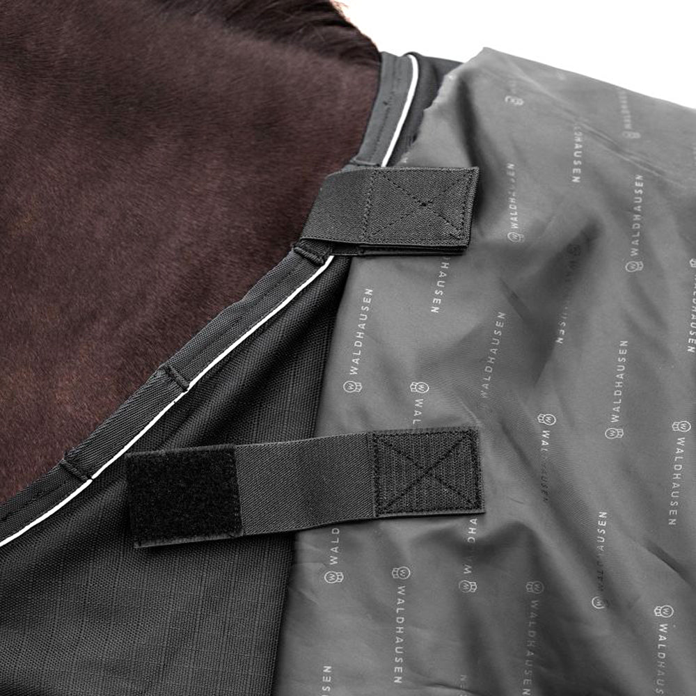 Scandic Outdoordecke Multi-Layer 250g/100g für Pferde