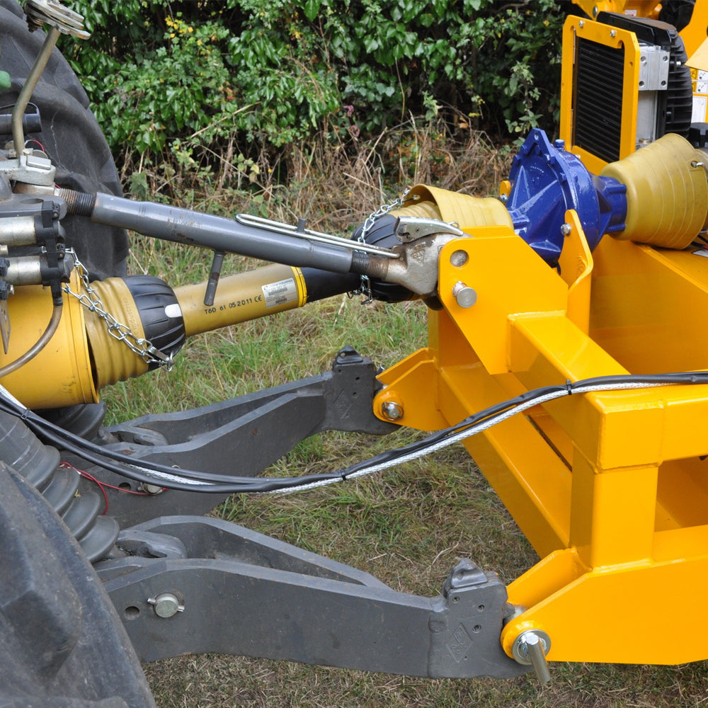 Albero cardanico a doppia croce mobile utilizzato per trattori