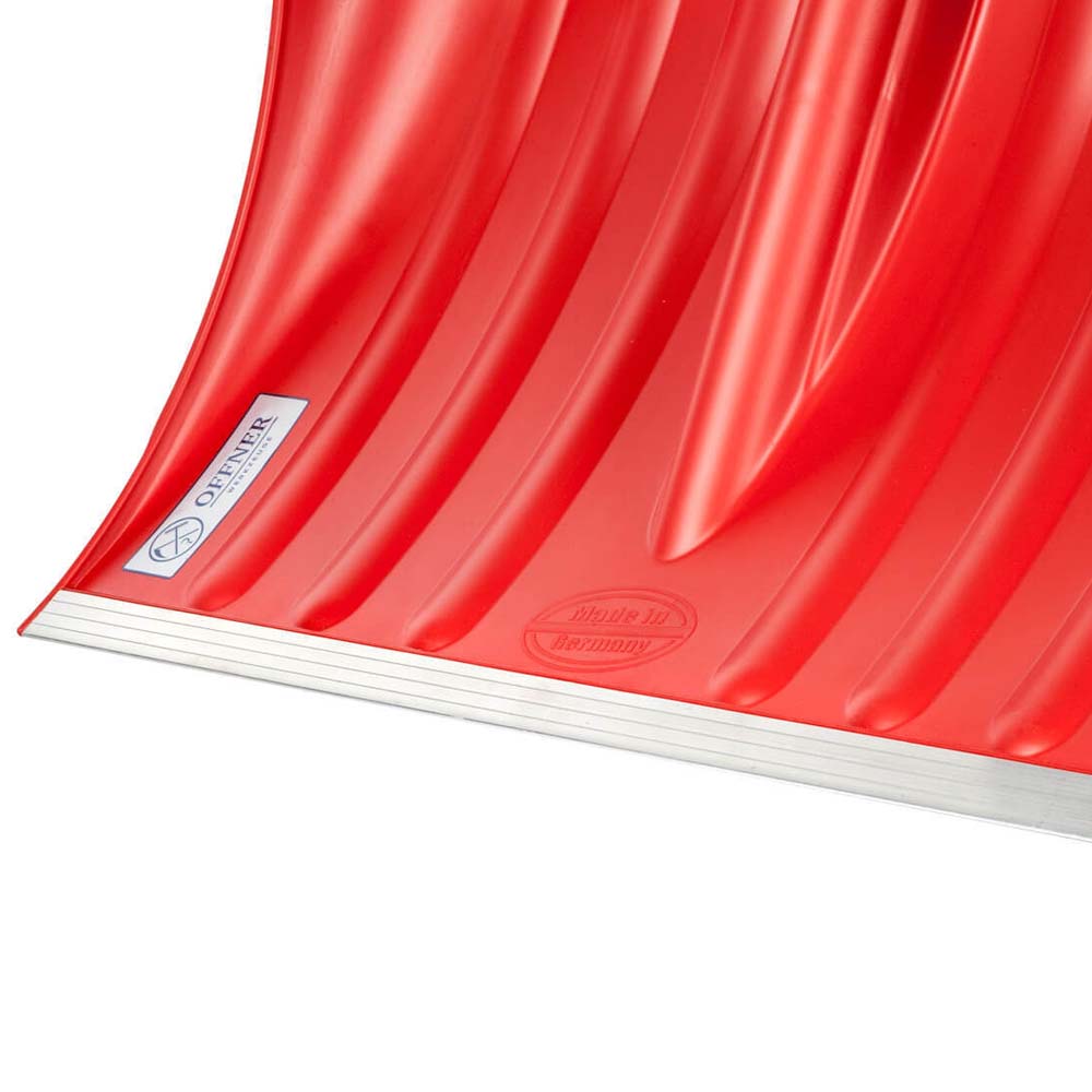 Pala Da Neve In Plastica Rossa Con Manico