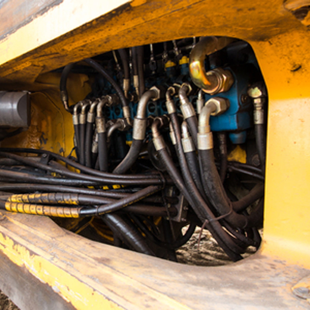 Coppia di tubi idraulici con connettori