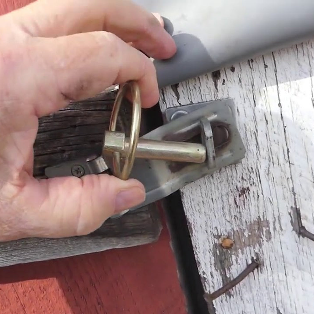 Copiglia a scatto zincato