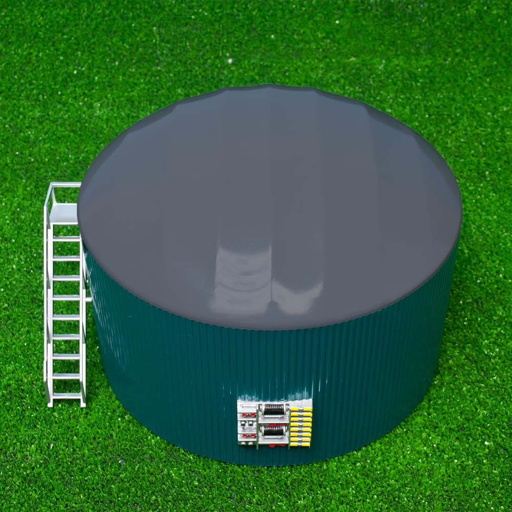 Modello in scala di giocattoli per bambini dell'impianto di produzione di biogas