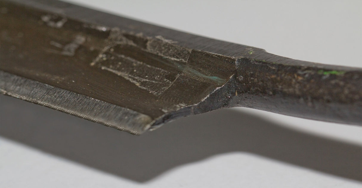 Coltello Curvo a Strappo per Rami e Tronchi