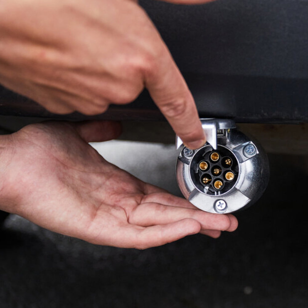 Presa in alluminio a 7 poli