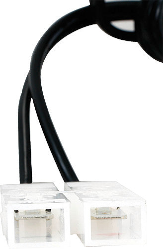 Batteria e caricabatterie per elettrificatore per recinzione con spina