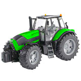 Modello giocattolo del trattore Deutz Agrotron X720