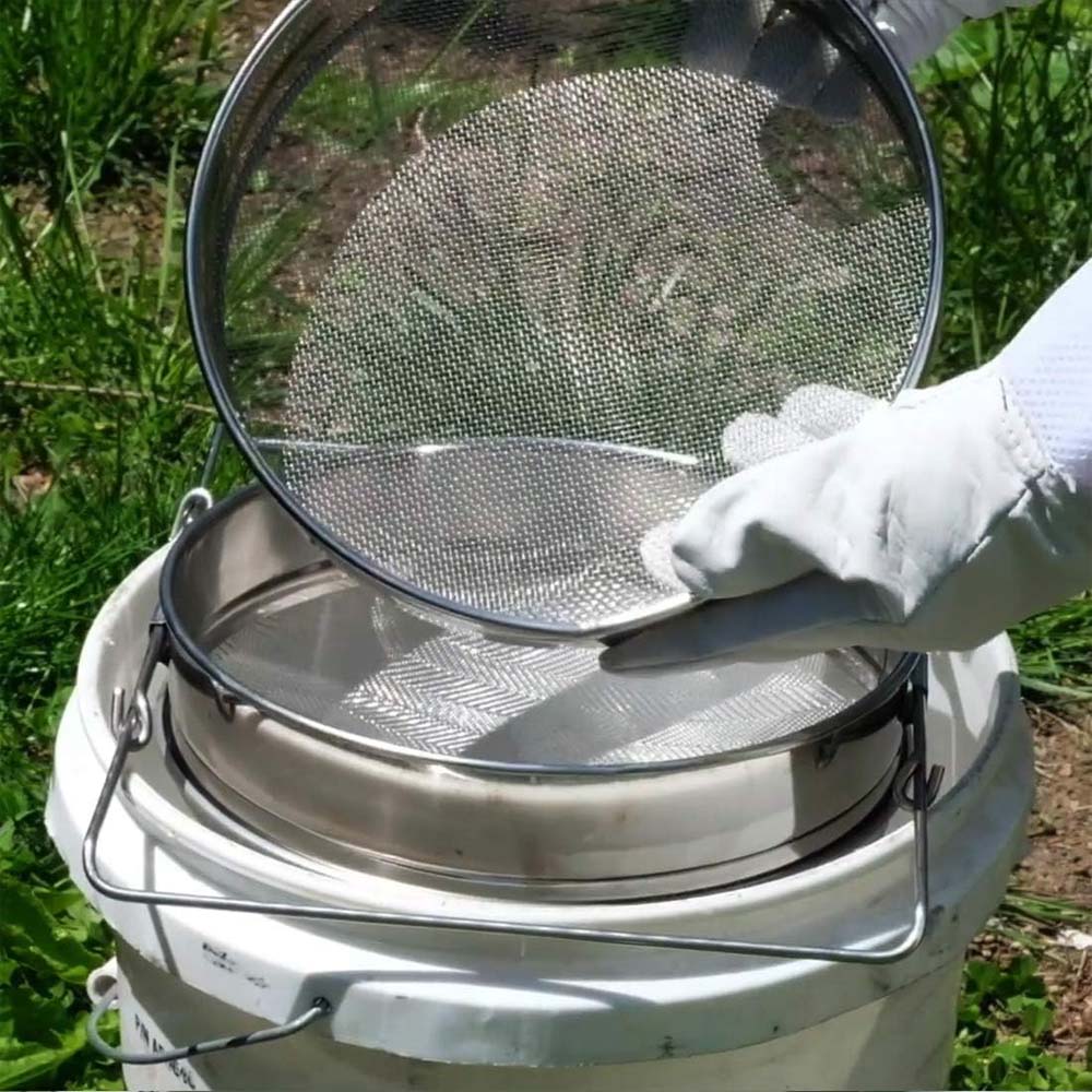 Double sieve filter with extensible mesh for ApiNord