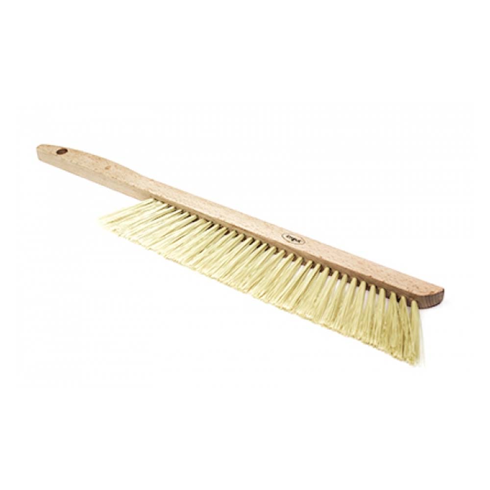 Imgut® bee brush with 6 cm long nylon bristles and wooden handle