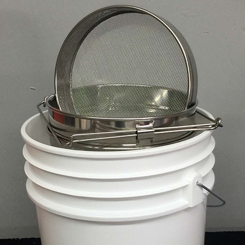 Large, double sieve with support bracket