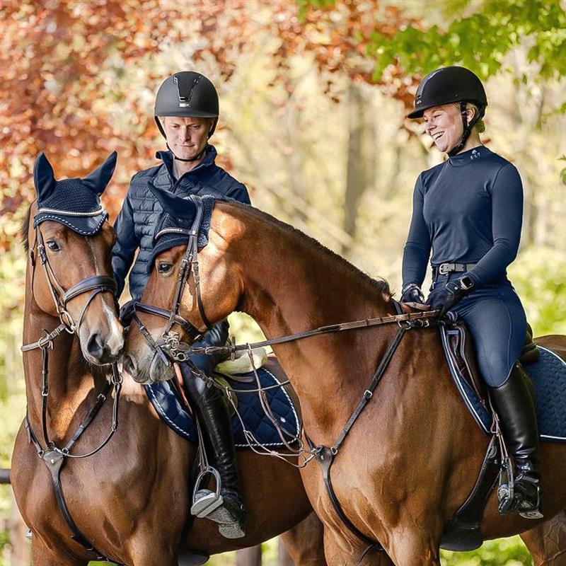 Casco Equitazione Nero Velvet SWING H22 Shine