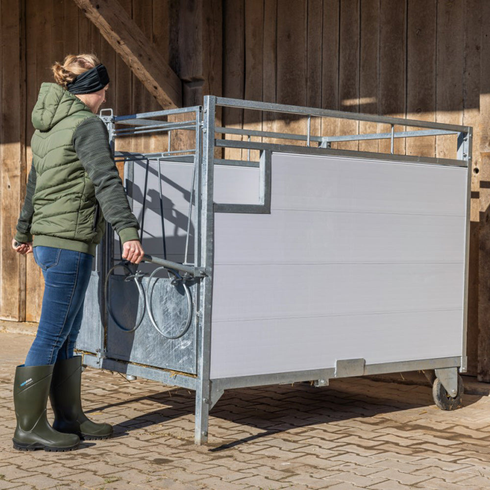 Box per vitelli grande premium con fondo orientabile resistente