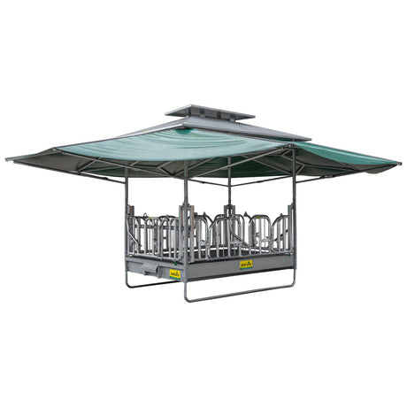 Mangiatore per rotoballe protetto dalle intemperie con griglia svedese