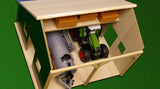 Capannone agricolo in legno per bambini Globe per 2 trattori