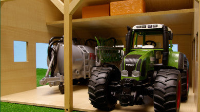 Globe Kinder-Bauernhofschuppen aus Holz für 2 Traktoren