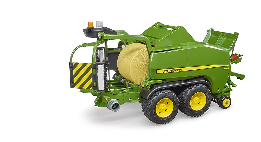 Pressa con avvolgitore rotoballe John Deere C441R